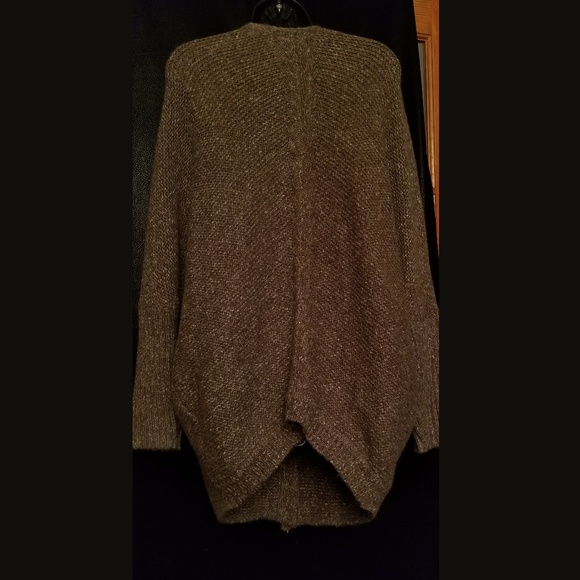 M Rena Soft  Large Button Front Cardigan - Picture 2 of 5